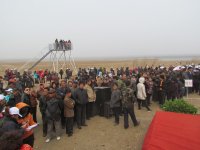 Audience with the wetland in the background.jpg