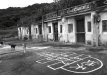 DSCN0019 village in Lam Tsuen b:w.jpg