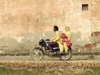 couple bikeNoida India D810 300m_DSC6804.jpg