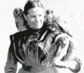 Lina with Owls_.jpg