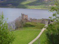 Urquhart castle,L.jpg