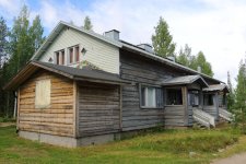 20220811 (7)_Bear_Centre_Accommodation.JPG