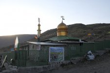 Damavand mosque iran.jpg