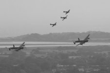 2014_09_13_Goodwood (28)_Lancasters_bw (800x533).jpg