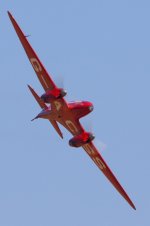 20180902 (45)_G-ACSS_de_Havilland_DH88_Comet.JPG