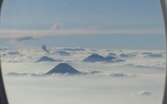 P1050989 cropret01 Volcan Fuego with smoke red1600.jpg