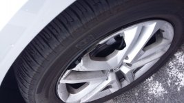 broken wheel trim 1.jpg