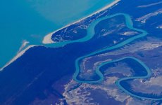 DSC05644 River mouth @ Carpentaria.jpg